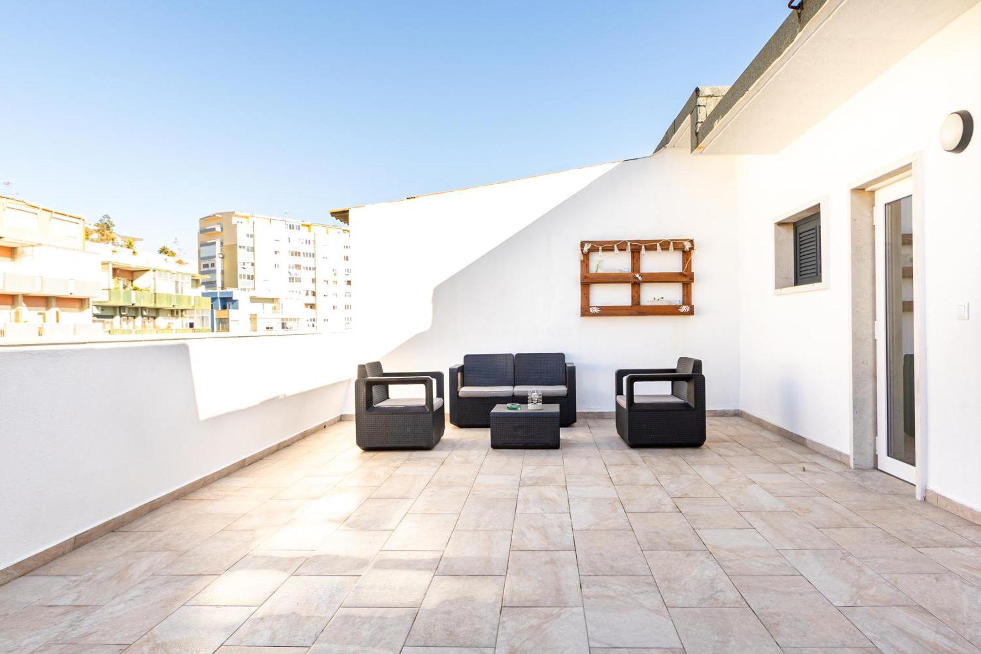 Cacilhas Riverview! Almada Exterior photo